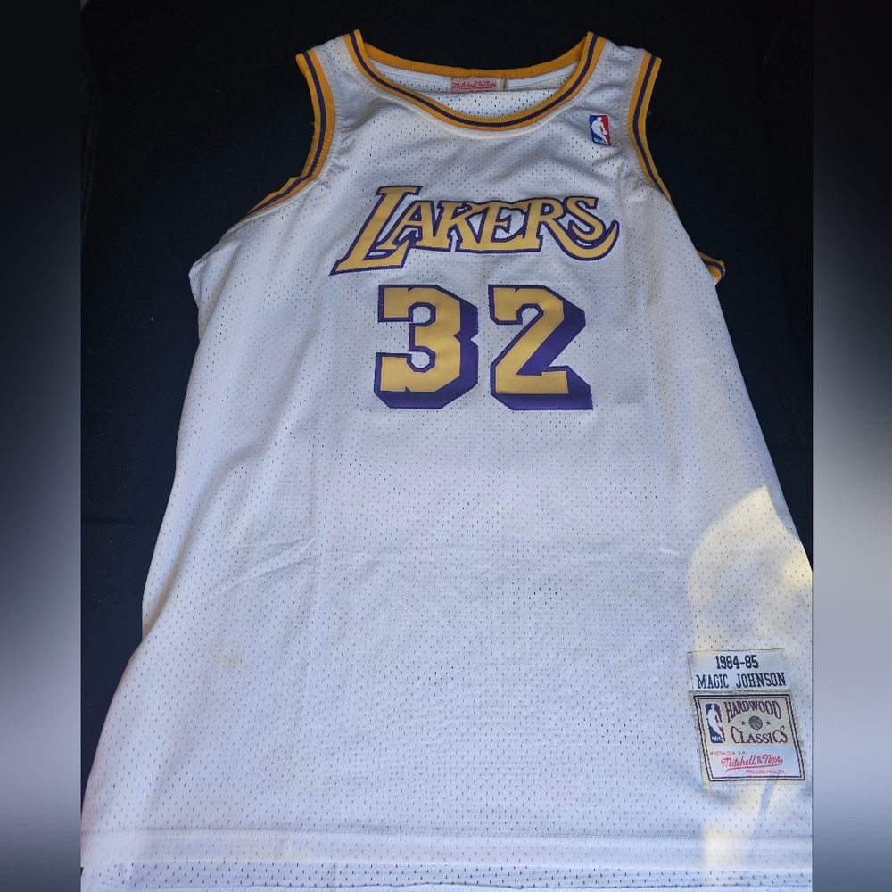 Mitchell & Ness Yellow and White Basketball Jersey Lakers